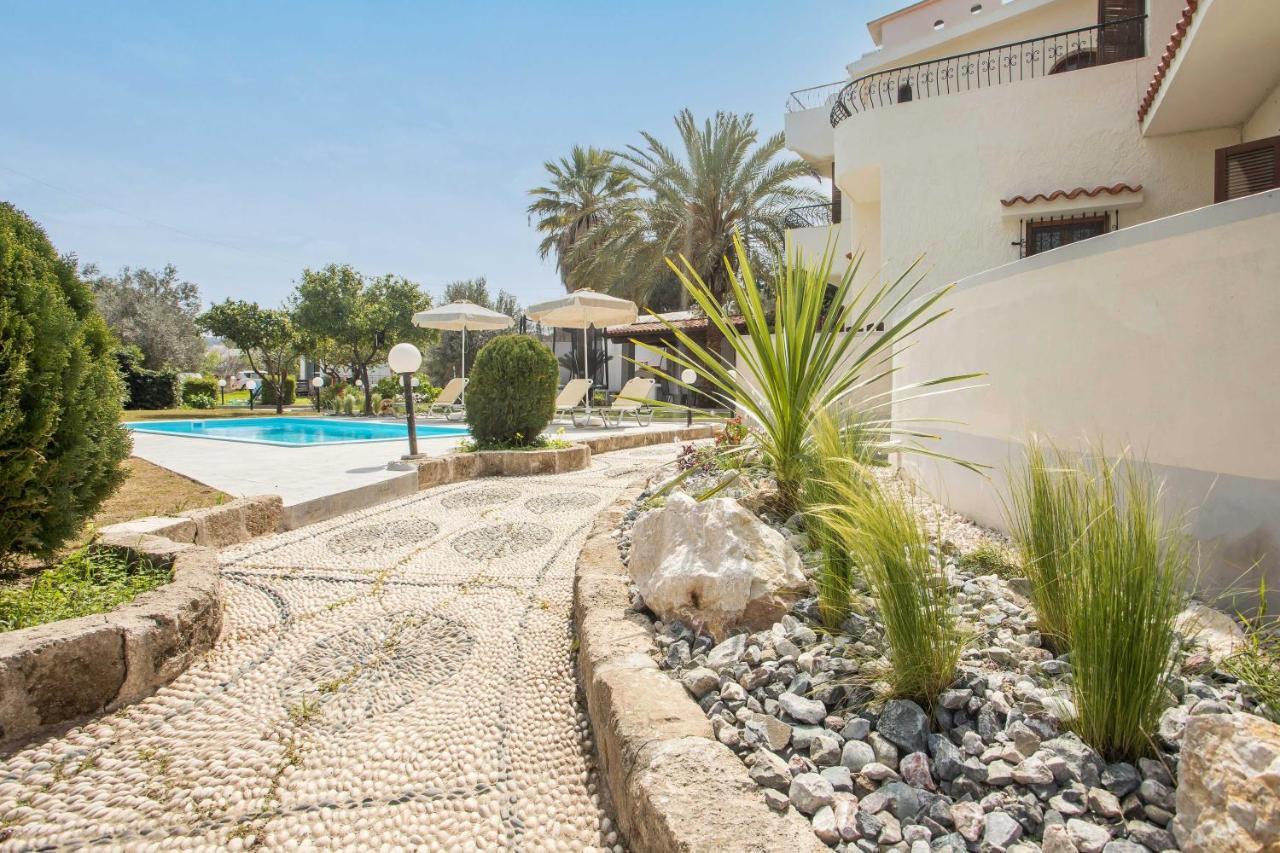 Hriska Luxury Villa อิกเซีย ภายนอก รูปภาพ